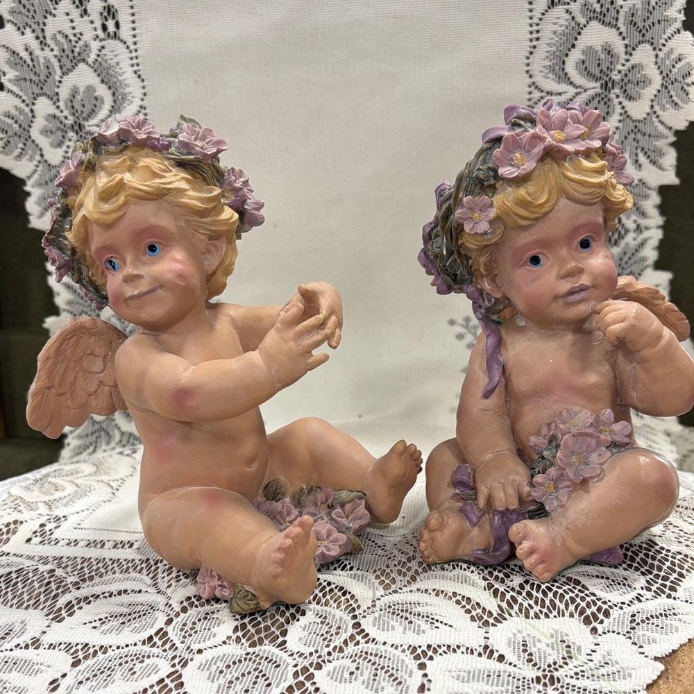 Charming Cherub Figurines with Floral Accents
